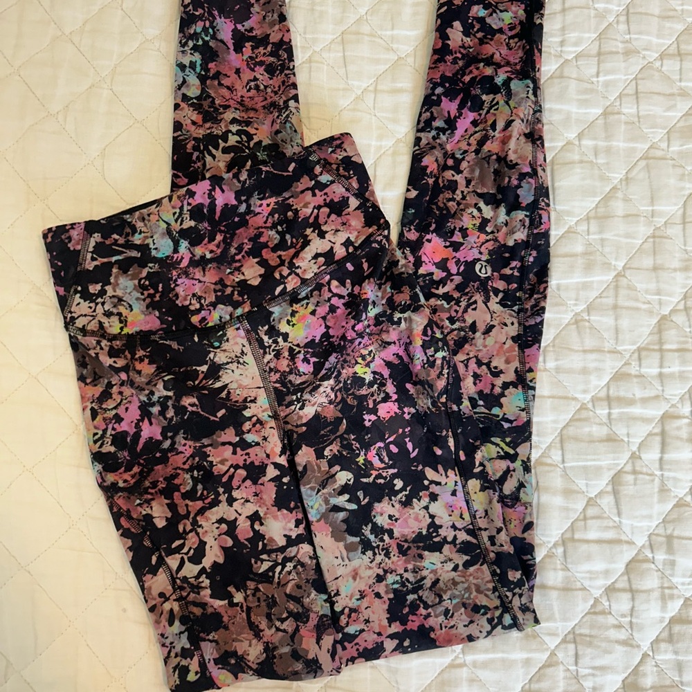 Lululemon leggings size 2